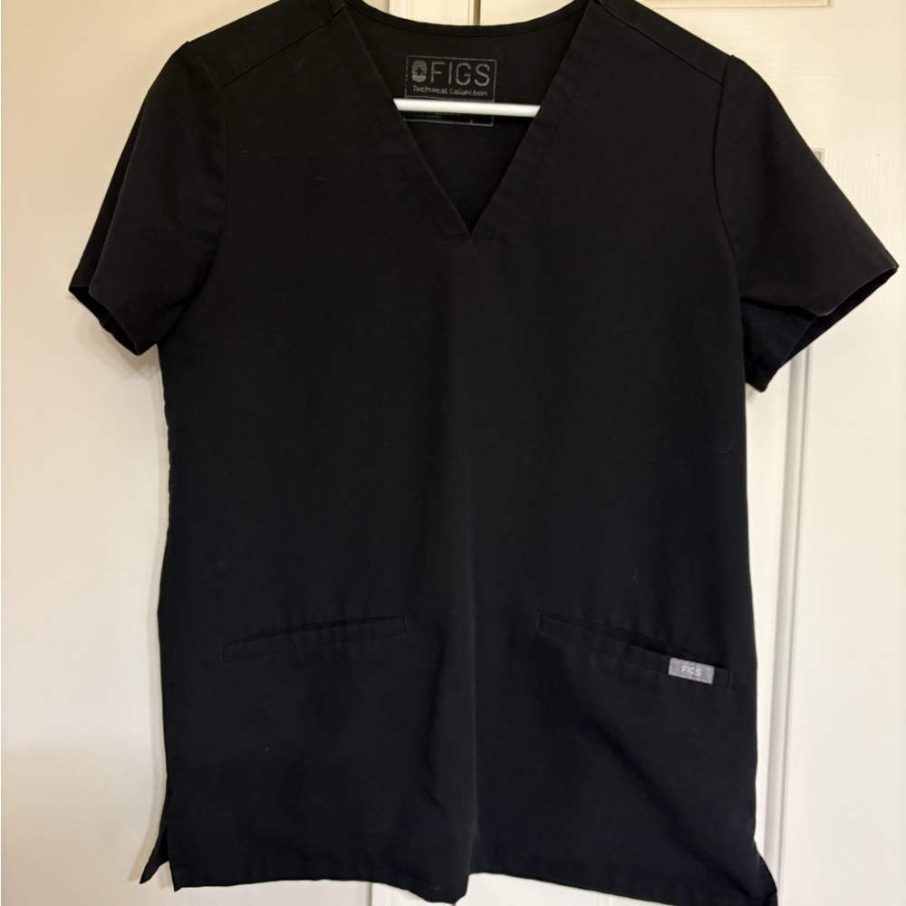 FIGS Black Women's Scrub Top